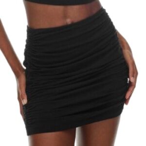 Aritzia TNA Chill Malibu Skirt - Black - Extra Small